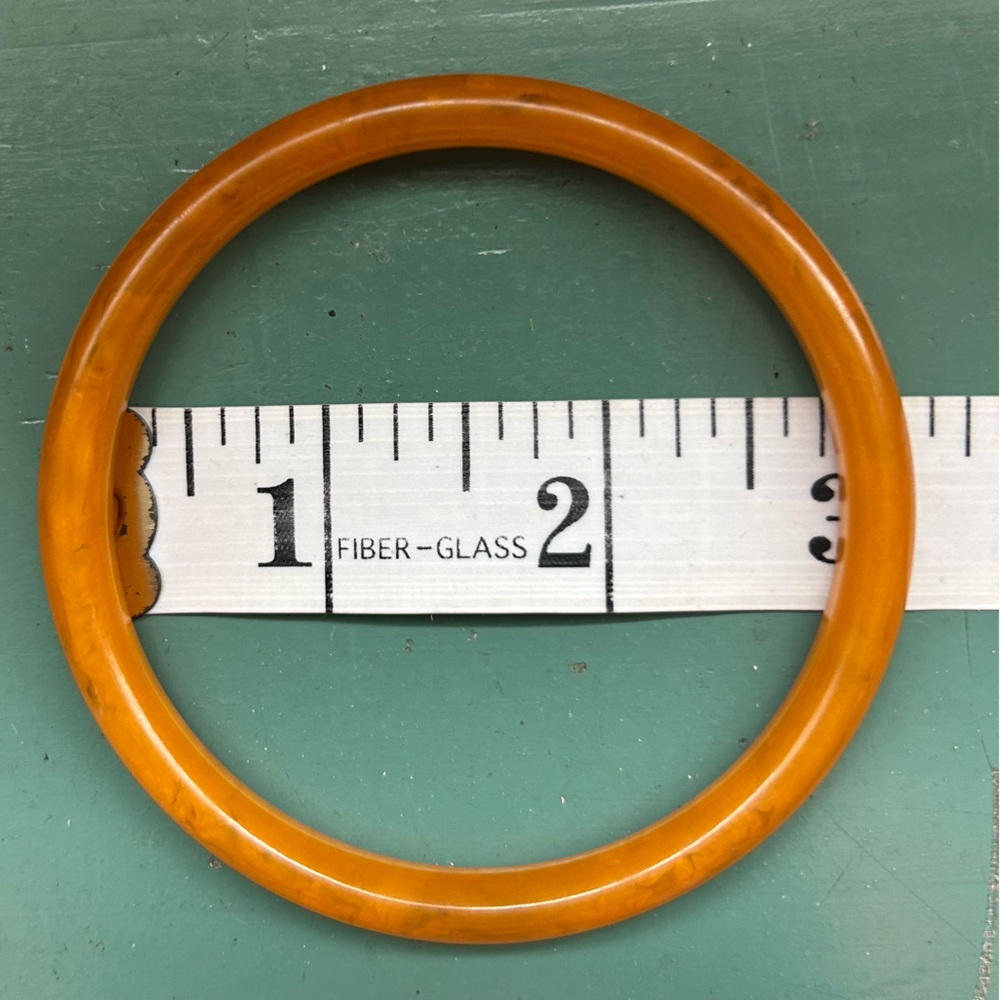 Mottled Butterscotch Bakelite Bangle - image 6
